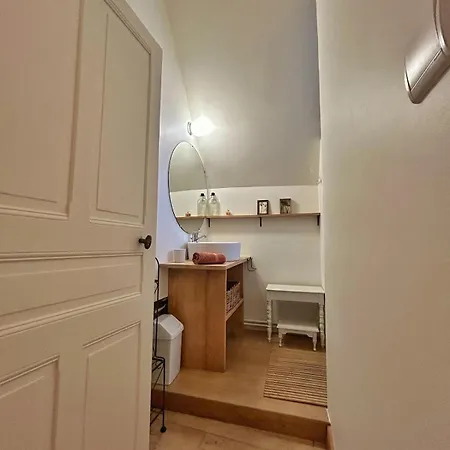 De Charme Chataigneraie - 15 Min D'aurillac בית נופש *