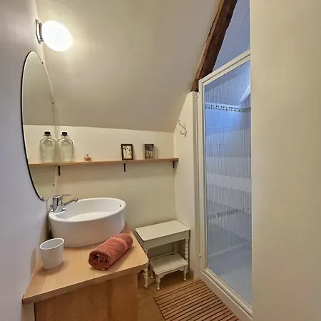 De Charme Chataigneraie - 15 Min D'aurillac Semesterbostad Roannes-Saint-Mary