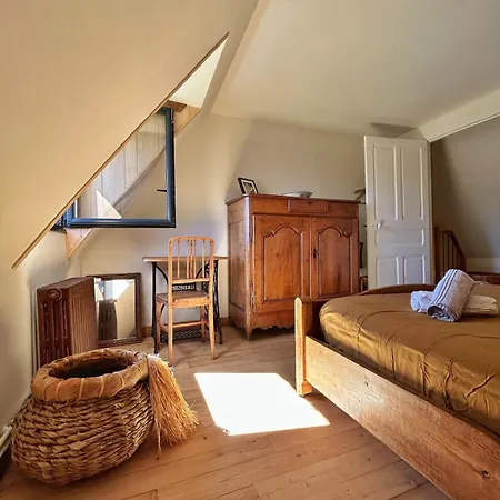 De Charme Chataigneraie - 15 Min D'aurillac